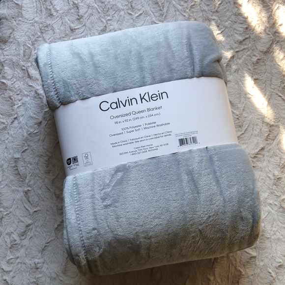 CALVIN Klein Oversized QUEEN Blanket - Picture 1 of 6